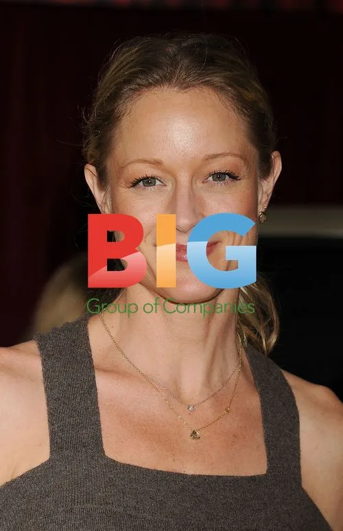Teri Polo at "The Muppets" Premiere