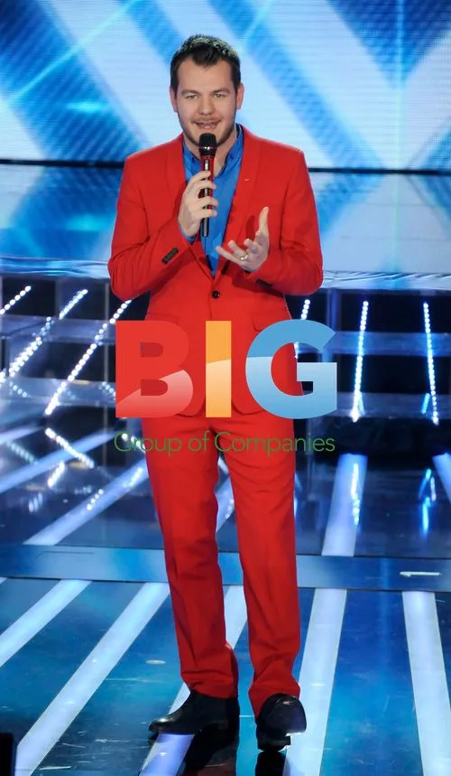 X Factor Contestants Perform in Milan