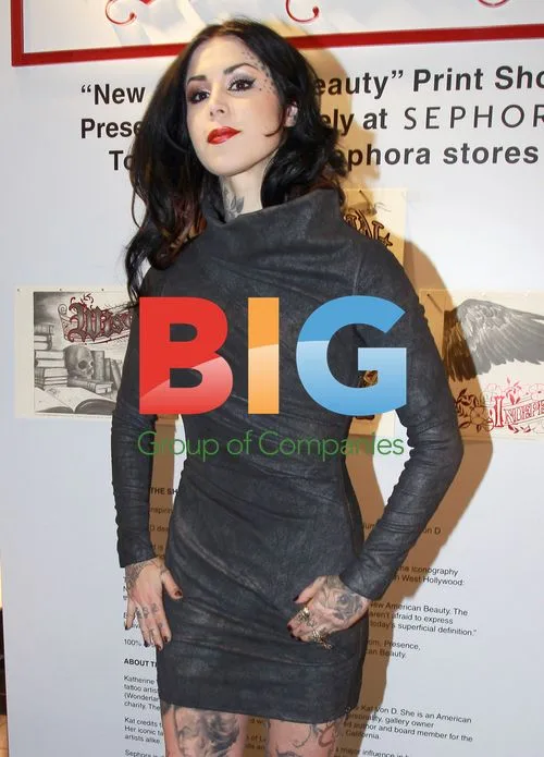 Kat Von D unveils art at Sephora show