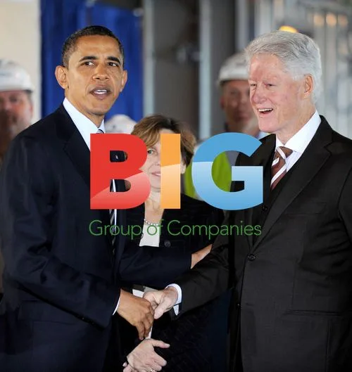 Obama and Clinton Tour Office Building