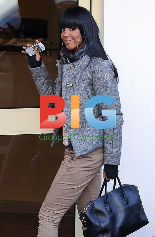 Kelly Rowland Arrives for X Factor Rehearsals