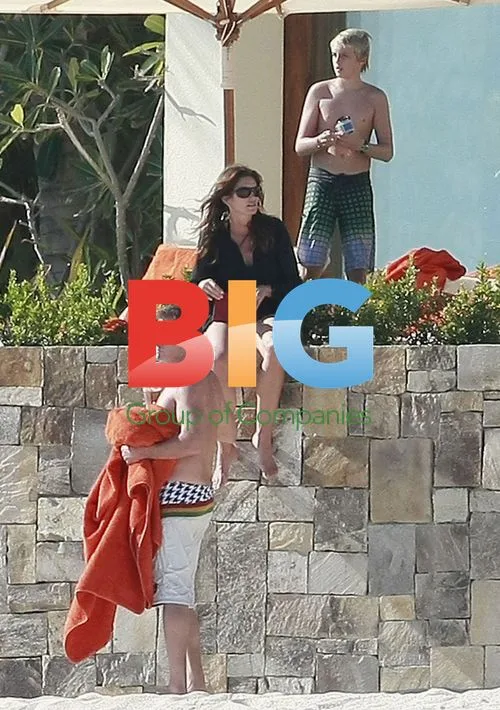 Cindy Crawford and Rande Gerber vacation in Mexico