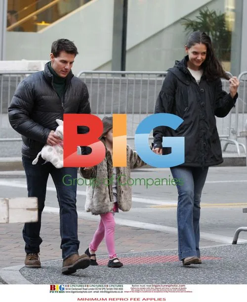Tom Cruise and Katie Holmes Celebrate Anniversary