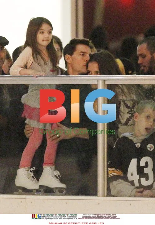Tom Cruise and Katie Holmes Celebrate Anniversary