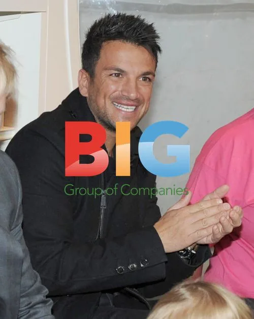 Peter Andre and Boris Johnson Launch 'Love Libraries'