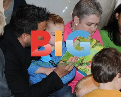 Peter Andre and Boris Johnson launch 'Love Libraries' scheme
