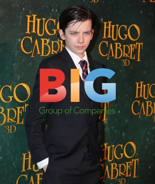 Asa Butterfield at Hugo Cabret Premiere