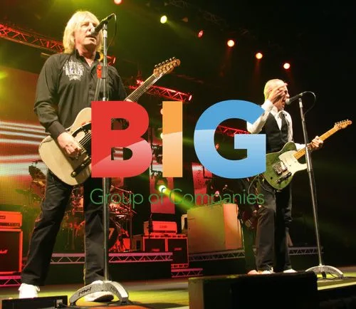 Status Quo Perform QuoFestive 2011 in Liverpool