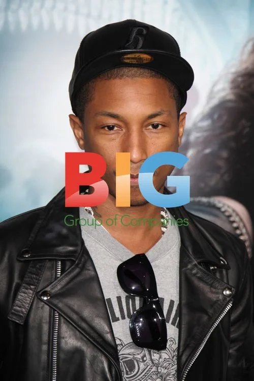 Pharrell Williams at 'Sherlock Holmes' premiere