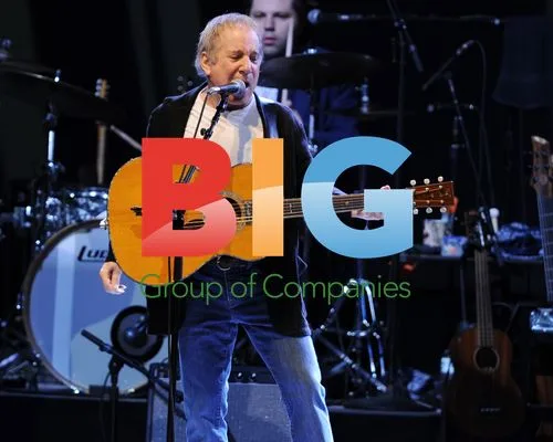Paul Simon Performs at Hard Rock Live