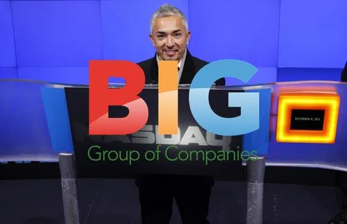 Cesar Millan at NASDAQ closing bell