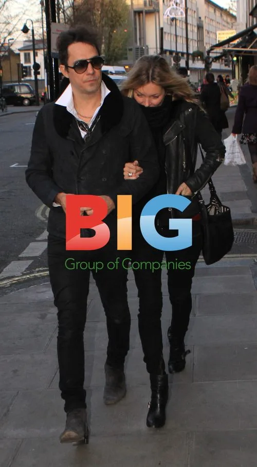 Kate Moss and Jamie Hince Shopping