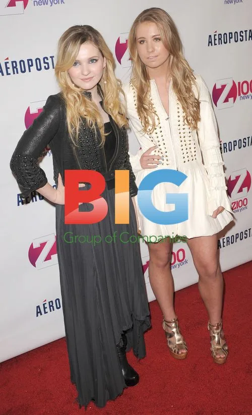 Abigail Breslin and Cassidy Reiff at Z100 Jingle Ball 2011