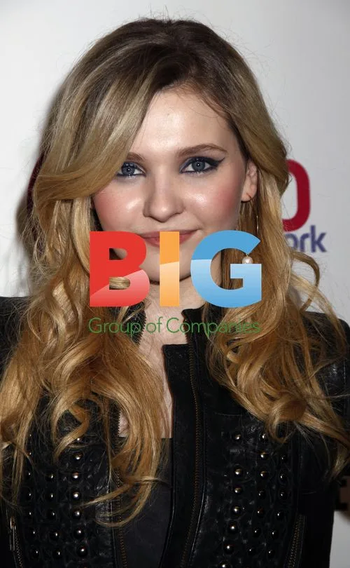 Abigail Breslin at Z100 Jingle Ball