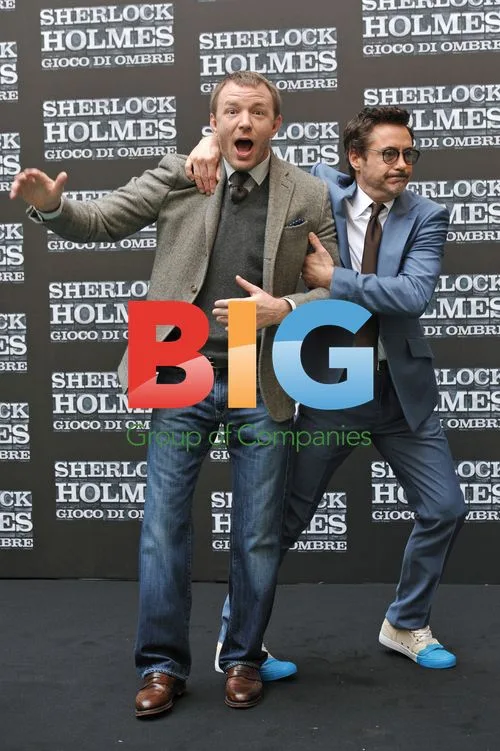 Guy Ritchie and Robert Downey jr. at 'Sherlock Holmes' Photocall