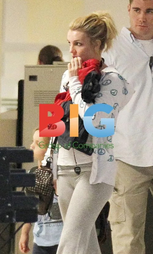 Britney Spears and Family in Puerto Rico