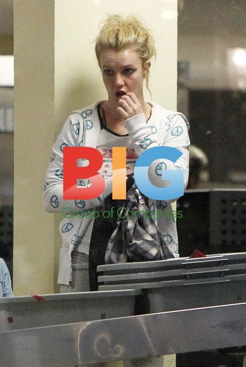Britney Spears Arrives at Puerto Rico Airport
