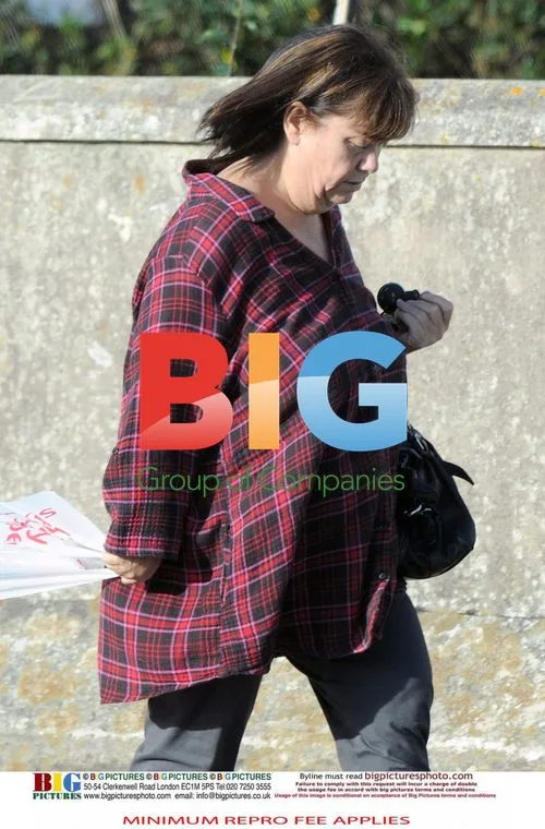 Dawn French Shopping in Cornwall