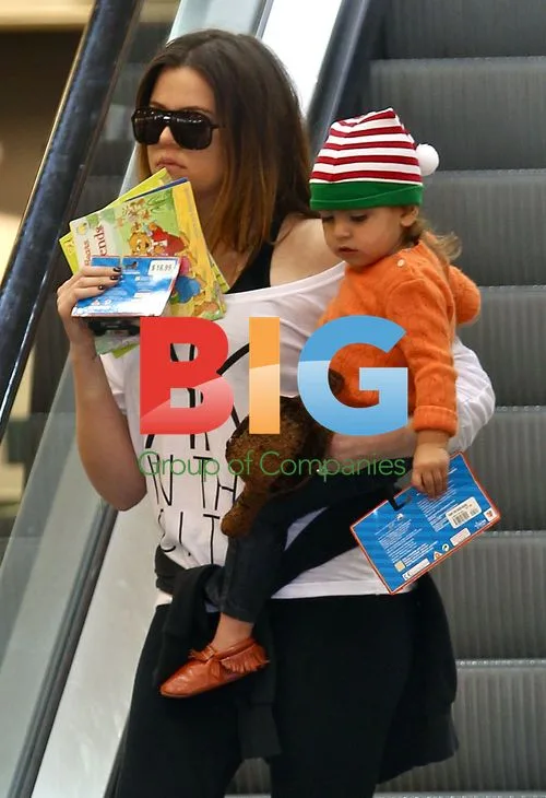Khloe Kardashian and Mason Disick Christmas Shopping