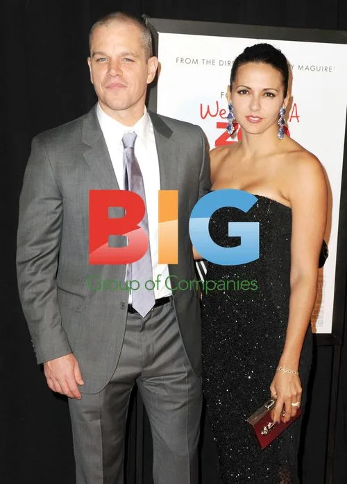 Matt Damon and Luciana Barroso at We Bought a Zoo Premiere