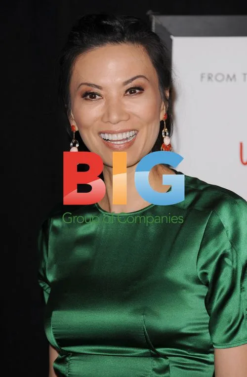 Wendi Deng Murdoch at 'We Bought a Zoo' Premiere
