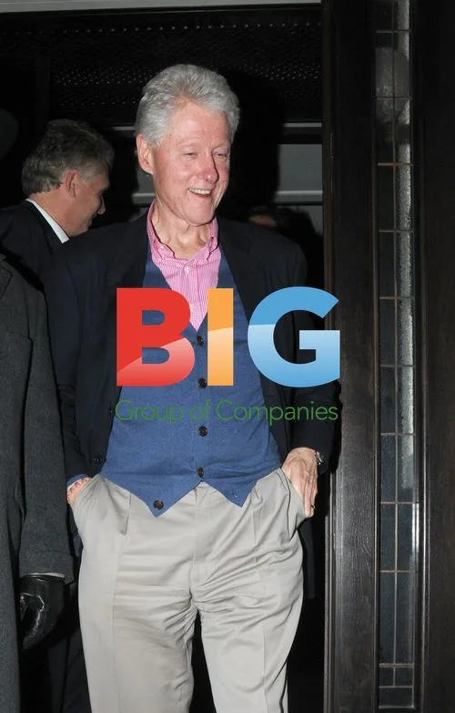Bill Clinton Leaving London Restaurant