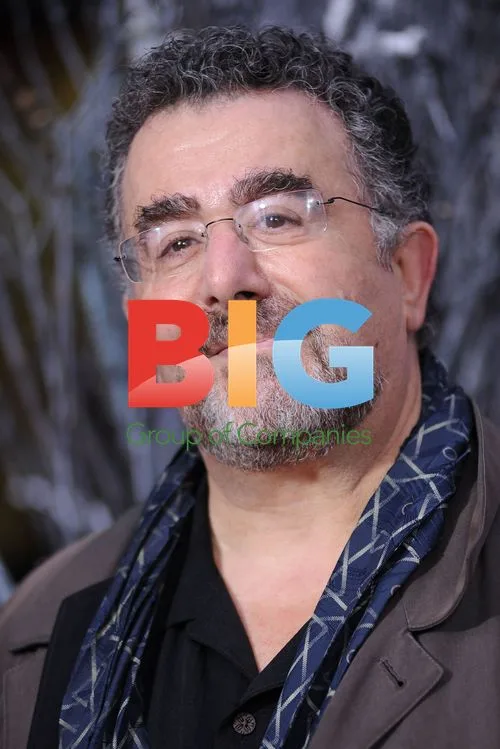 Saul Rubinek at 'The Girl With the Dragon Tattoo' premiere