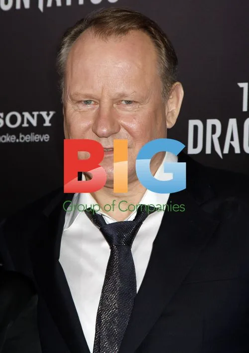 Stellan Skarsgaard Arrives for "The Girl With The Dragon Tattoo" Premiere