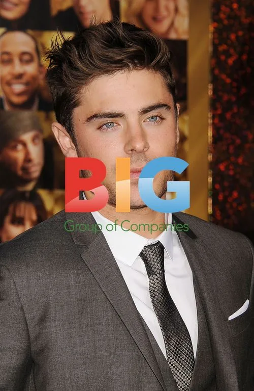 Zac Efron at "New Year's Eve" Premiere