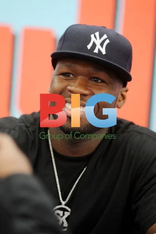 50 Cent at in-store appearance for headphones