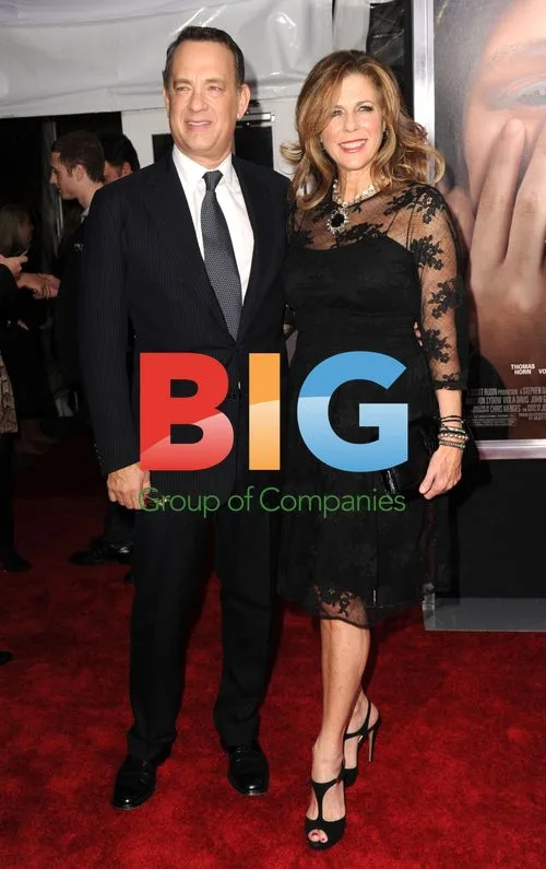 Hanks, Bullock & Horn at 'Extremely Loud' Premiere