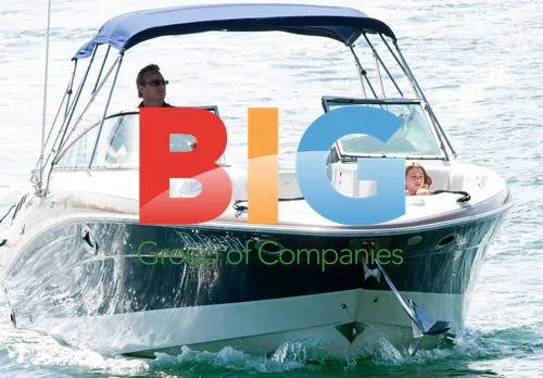 Melinda Gates and Daughter on Boat in Sydney