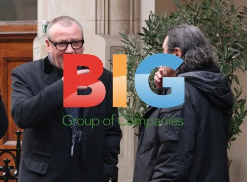 Ray Winstone and Ian McShane Sharing Laugh