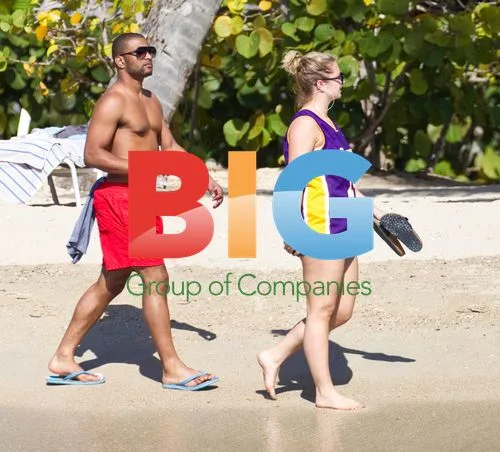 JB Gill and girlfriend on Caribbean mini break