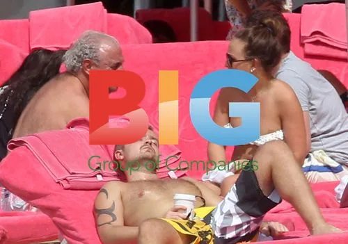 Philip Green Sparring in Caribbean