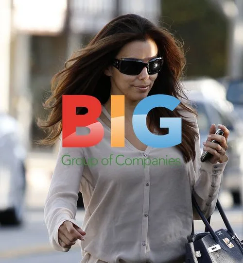 Eva Longoria Spotted with Engagement Ring