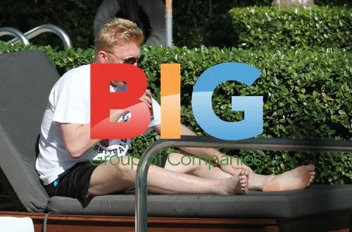 Boris Becker Enjoys Family Meal in Miami
