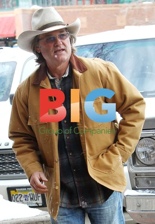 Kurt Russell Running Errands in Aspen