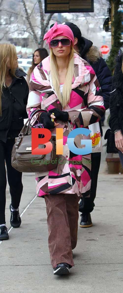 Paris Hilton Leaves Aspen Diner