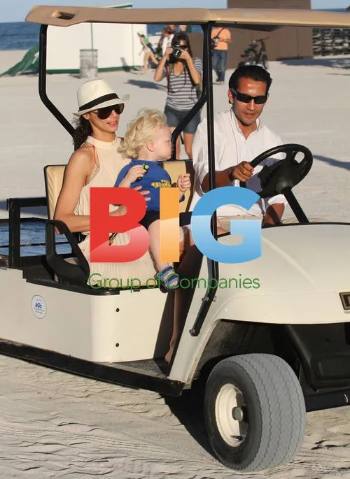 Lily Becker and son Amadeus on Miami vacation