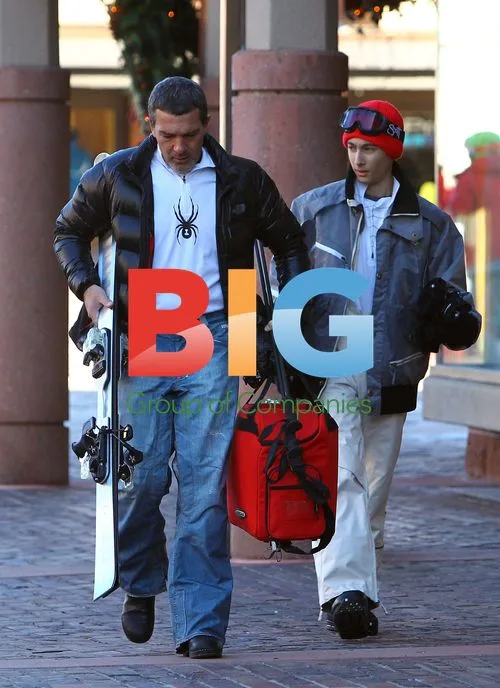 Antonio Banderas and son on the slopes