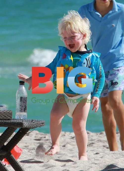 Amadeus Becker playing on Miami beach
