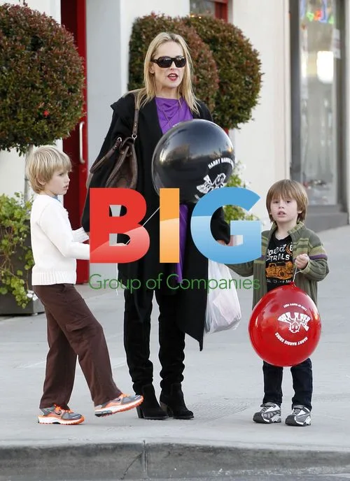 Sharon Stone Christmas Eve Shoe Shopping