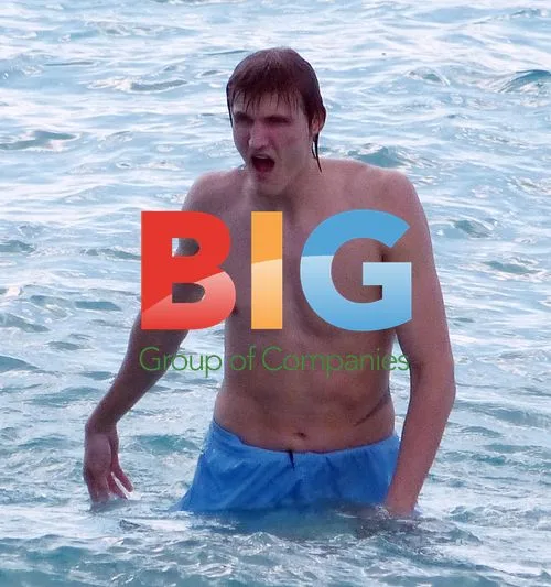 Andrei Kirilenko & wife Masha on vacation in St. Barths