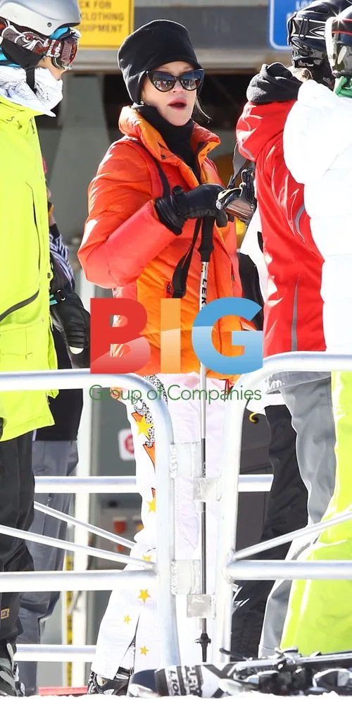 Antonio Banderas Skiing with Family in Aspen