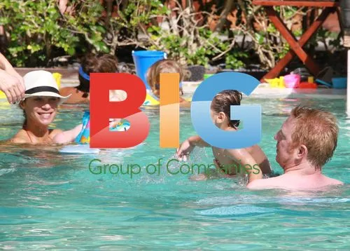 Boris Becker and family at pool in Miami