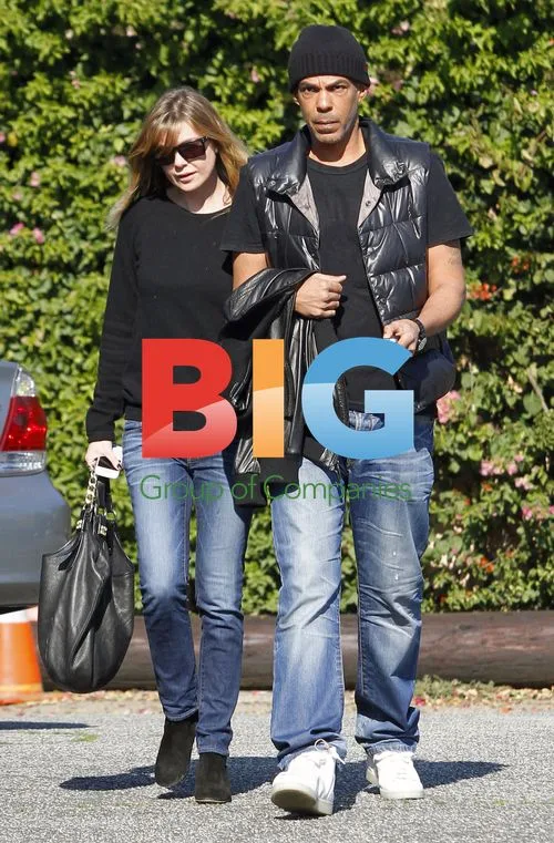 Ellen Pompeo and Chris Ivery out shopping