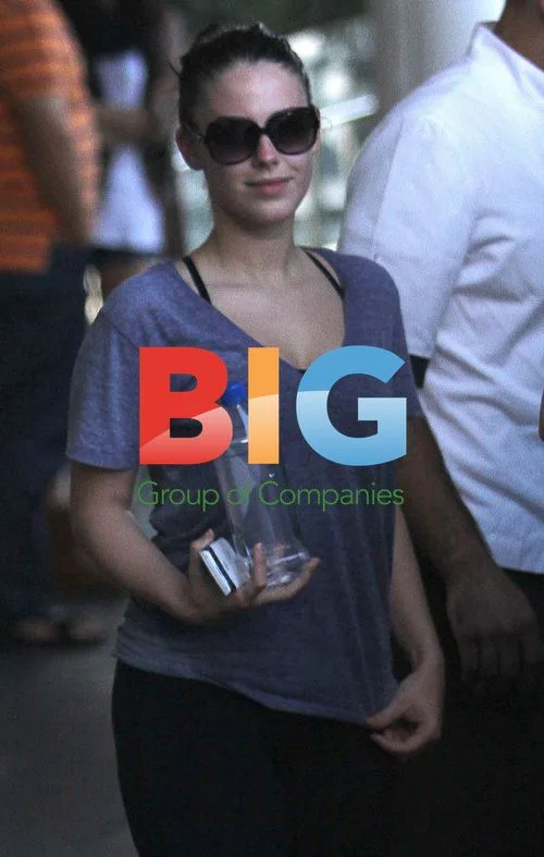 Jessica Lowndes Leaving Hotel in Miami