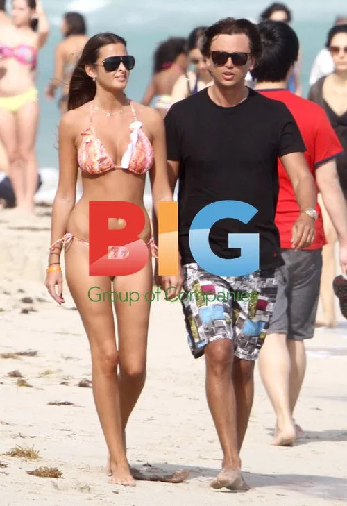Jonathan Cheban strolls with friend in Miami