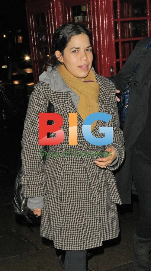 America Ferrera leaves 'Chicago' performance